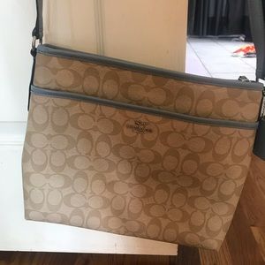 Coach crossbody purse